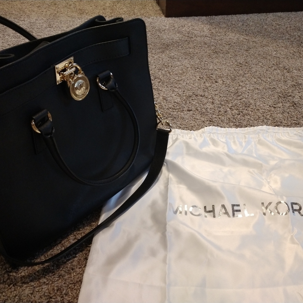 Michael Kors purse